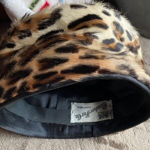 Brander fur Co Leopard Print fur Bucket Hat - Brown & Black